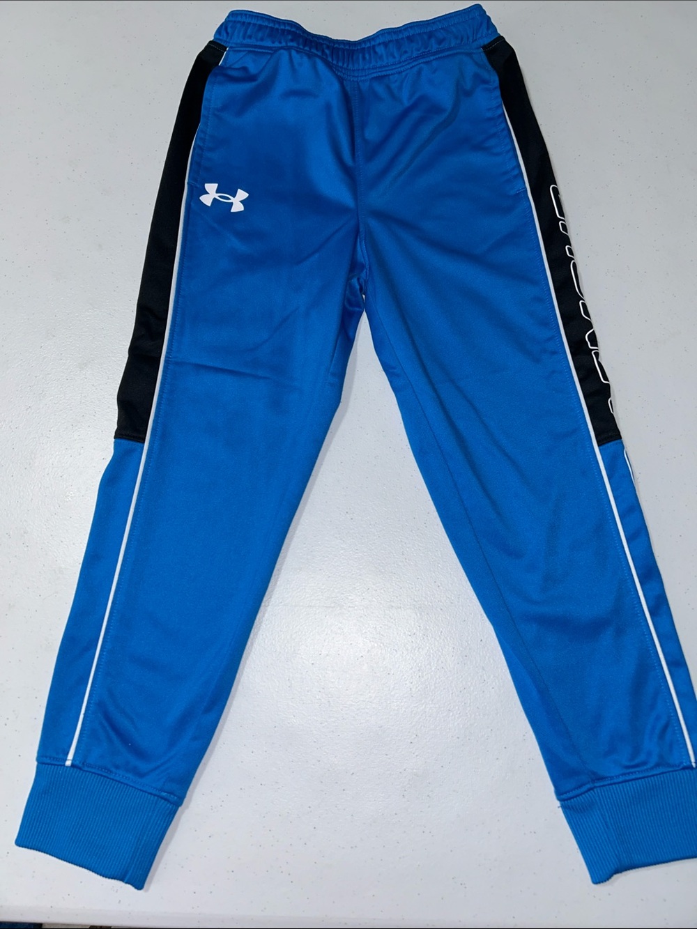 Under Armour UA Boy’s Athletic Blue Joggers Size 5